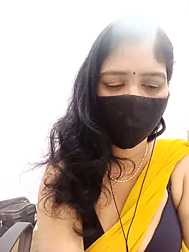 Lucky-Deepthi online show from 12/21/25, 12:07