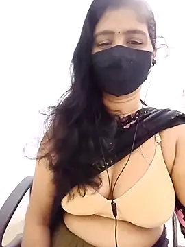 Lucky-Deepthi online show from 07/28/26, 11:04