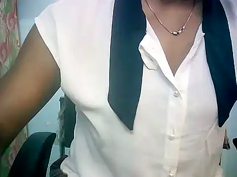 Barbie 183 online show from 03/18/26, 05:43