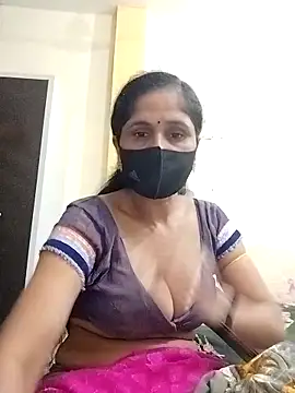 priyancyfun online show from 09/18/25, 05:26