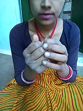 Amaya Bajwa online show from 02/24/25, 12:26