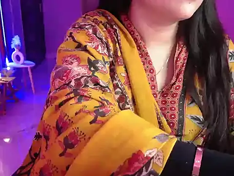 Mitikaa online show from 09/23/25, 02:31