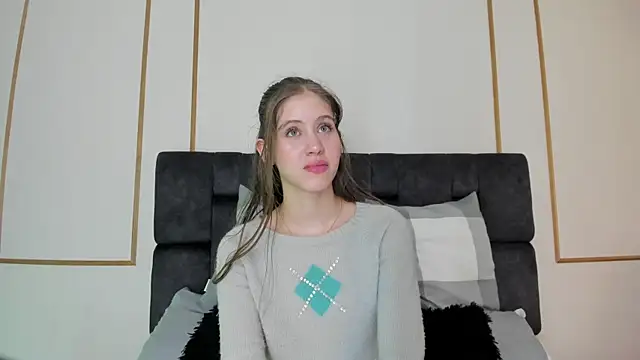 sara  jones gh online show from 02/21/25, 10:59