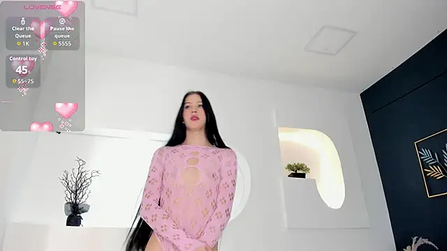 sara  jones gh online show from 02/23/26, 05:21