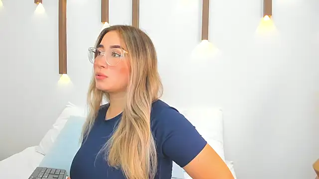 Snapshot of antonella_cutie_ chatting on 02/19/25, 03:16 antonella cutie online show from 02/19/25, 03:16