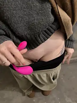 Snapshot of Alexandria_Balenciaga chatting on 01/20/25, 10:15 Alexandria Balenciaga online show from 01/20/25, 10:15