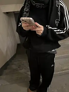 Snapshot of Alexandria_Balenciaga chatting on 01/28/25, 08:04 Alexandria Balenciaga online show from 01/28/25, 08:04