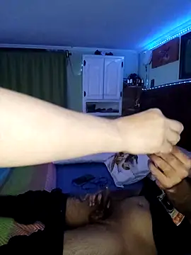 Snapshot of lagitana40 chatting on 03/11/25, 01:37 lagitana40 online show from 03/11/25, 01:37