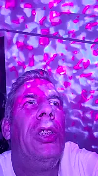 Snapshot of dimitrimarek chatting on 01/18/25, 04:59 dimitrimarek online show from 01/18/25, 04:59