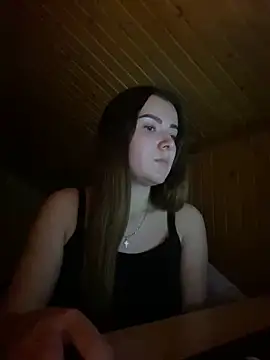 mewKate online show from 01/29/25, 07:32