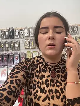 mewKate online show from 05/20/26, 02:45