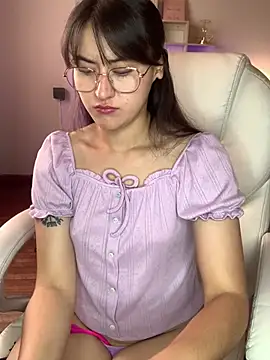 Snapshot of Camila_pinkk chatting on 01/24/25, 01:03 Camila pinkk online show from 01/24/25, 01:03