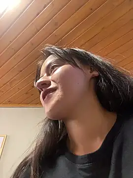 Snapshot of Camila_pinkk chatting on 02/22/25, 05:13 Camila pinkk online show from 02/22/25, 05:13