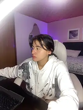 Snapshot of Camila_pinkk chatting on 03/08/25, 02:19 Camila pinkk online show from 03/08/25, 02:19