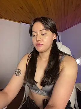 Camila pinkk online show from 12/19/25, 04:03