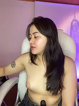 Camila pinkk online show from 05/16/26, 03:44