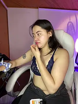 Camila pinkk online show from 05/19/26, 01:50