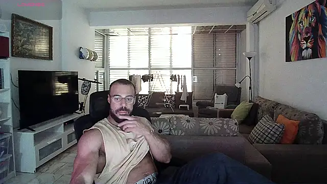 Snapshot of todddantes25 chatting on 11/15/25, 02:13 todddantes25 online show from 11/15/25, 02:13