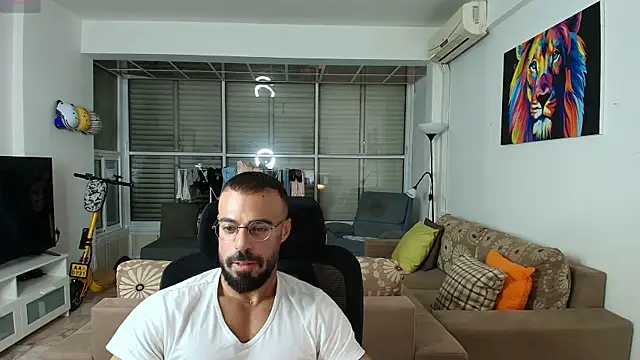 Snapshot of todddantes25 chatting on 12/04/25, 03:32 todddantes25 online show from 12/04/25, 03:32