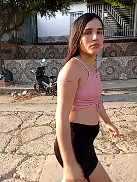 Snapshot of the_queen_of_street chatting on 01/07/25, 09:46 the queen of street online show from 01/07/25, 09:46