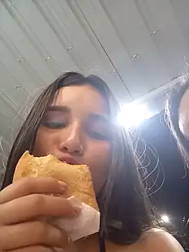 Snapshot of the_queen_of_street chatting on 01/16/25, 07:07 the queen of street online show from 01/16/25, 07:07