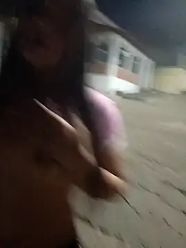 Snapshot of the_queen_of_street chatting on 01/22/25, 04:23 the queen of street online show from 01/22/25, 04:23