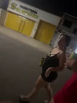 Snapshot of the_queen_of_street chatting on 02/18/25, 04:58 the queen of street online show from 02/18/25, 04:58