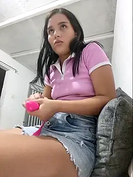 Snapshot of the_queen_of_street chatting on 09/27/25, 10:48 the queen of street online show from 09/27/25, 10:48