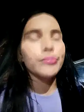 Snapshot of the_queen_of_street chatting on 10/21/25, 03:51 the queen of street online show from 10/21/25, 03:51