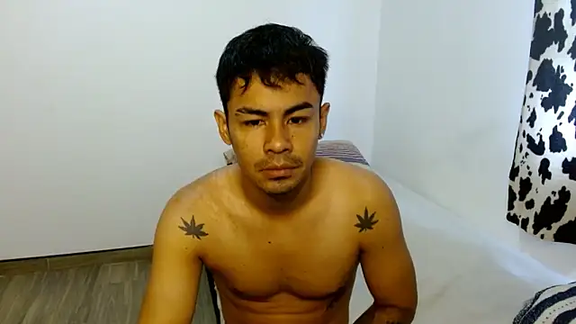 Snapshot of lonelydick2002 chatting on 01/26/25, 12:11 lonelydick2002 online show from 01/26/25, 12:11