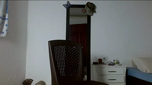 lonelydick2002 online show from 05/16/26, 04:20