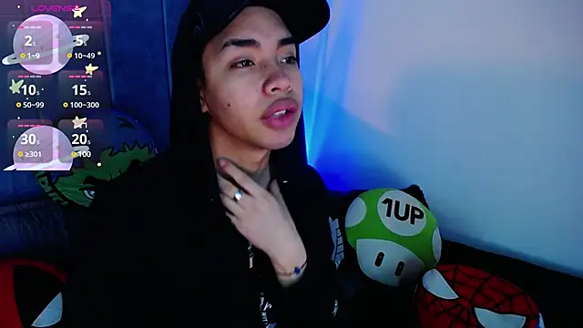 AlecLightwood  online show from 01/09/25, 01:02