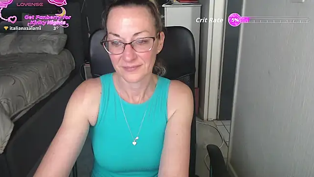 boeslaboes1 online show from 12/03/25, 06:17