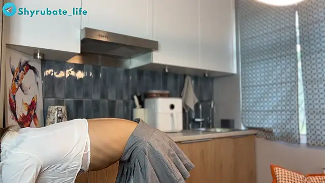 Shyrubate online show from 04/03/26, 06:55