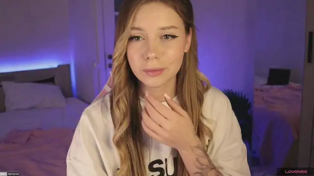 Snapshot of Tokyo_N chatting on 01/28/25, 12:05 Tokyo N online show from 01/28/25, 12:05