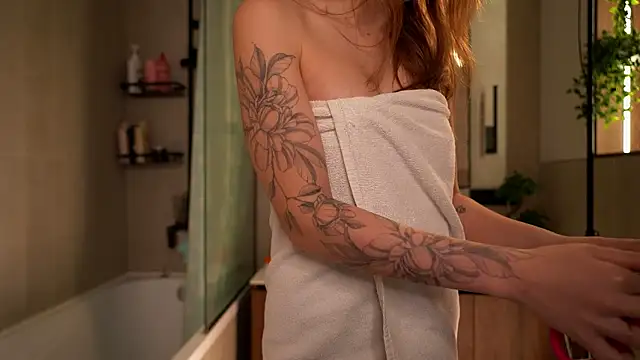 Snapshot of Tokyo_N chatting on 11/30/25, 09:08 Tokyo N online show from 11/30/25, 09:08