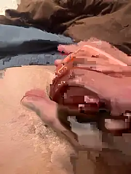 Snapshot of qazsazx chatting on 11/19/25, 05:29 qazsazx online show from 11/19/25, 05:29