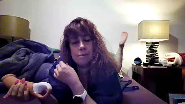 Snapshot of sweetinside_ chatting on 02/23/25, 06:56 sweetinside online show from 02/23/25, 06:56