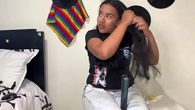 giselao online show from 01/12/25, 03:39