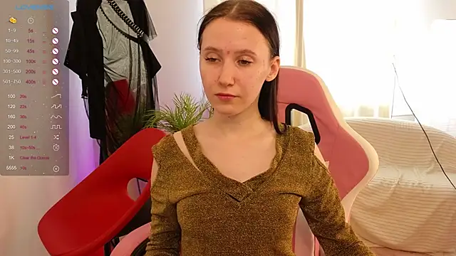 Snapshot of mon_lola chatting on 02/22/25, 07:01 mon lola online show from 02/22/25, 07:01