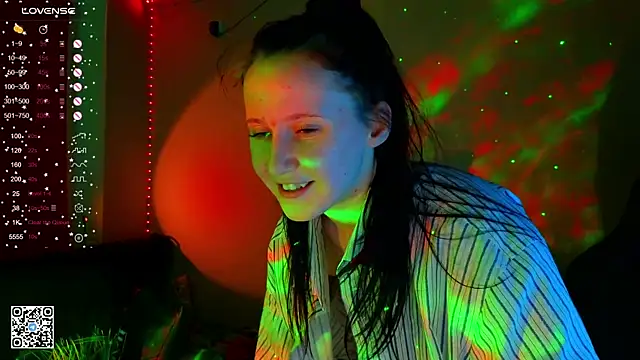 Snapshot of mon_lola chatting on 03/05/25, 05:50 mon lola online show from 03/05/25, 05:50