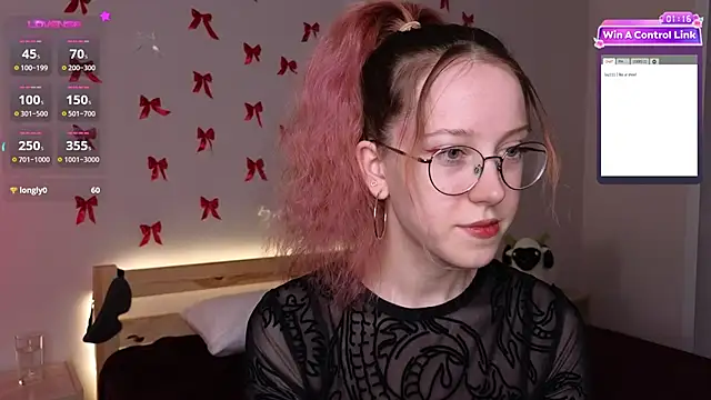 Snapshot of MaryBliss chatting on 03/19/25, 09:16 MaryBliss online show from 03/19/25, 09:16