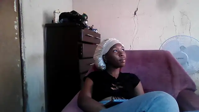 Hotdaily04 online show from 09/13/25, 07:08