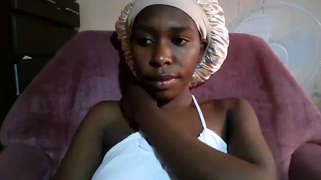 Hotdaily04 online show from 09/14/25, 05:50