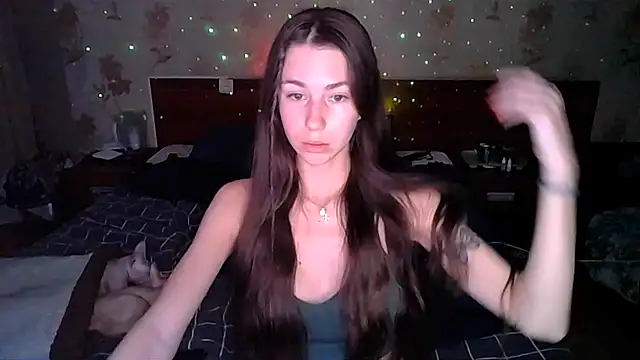 Snapshot of NicoleCaramel chatting on 11/08/25, 05:23 NicoleCaramel online show from 11/08/25, 05:23