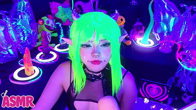 LaytonBox online show from 02/05/26, 01:05