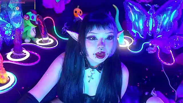 LaytonBox online show from 03/21/26, 02:09