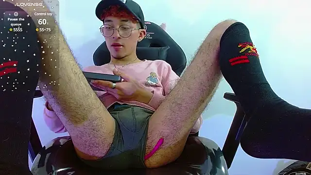 Axel tay online show from 02/28/25, 06:43