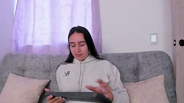 Jullya x online show from 11/24/25, 02:06