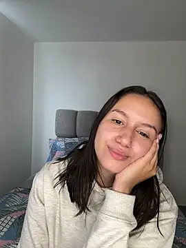 Jullya x online show from 02/19/26, 10:06